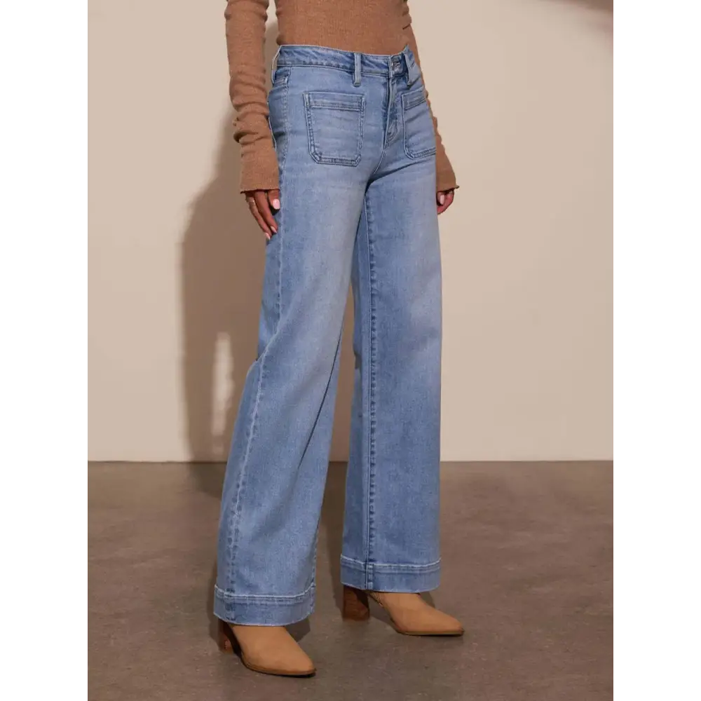 67b7b6a6-8070-495a-bcf6-90d4bb3c183f-Max