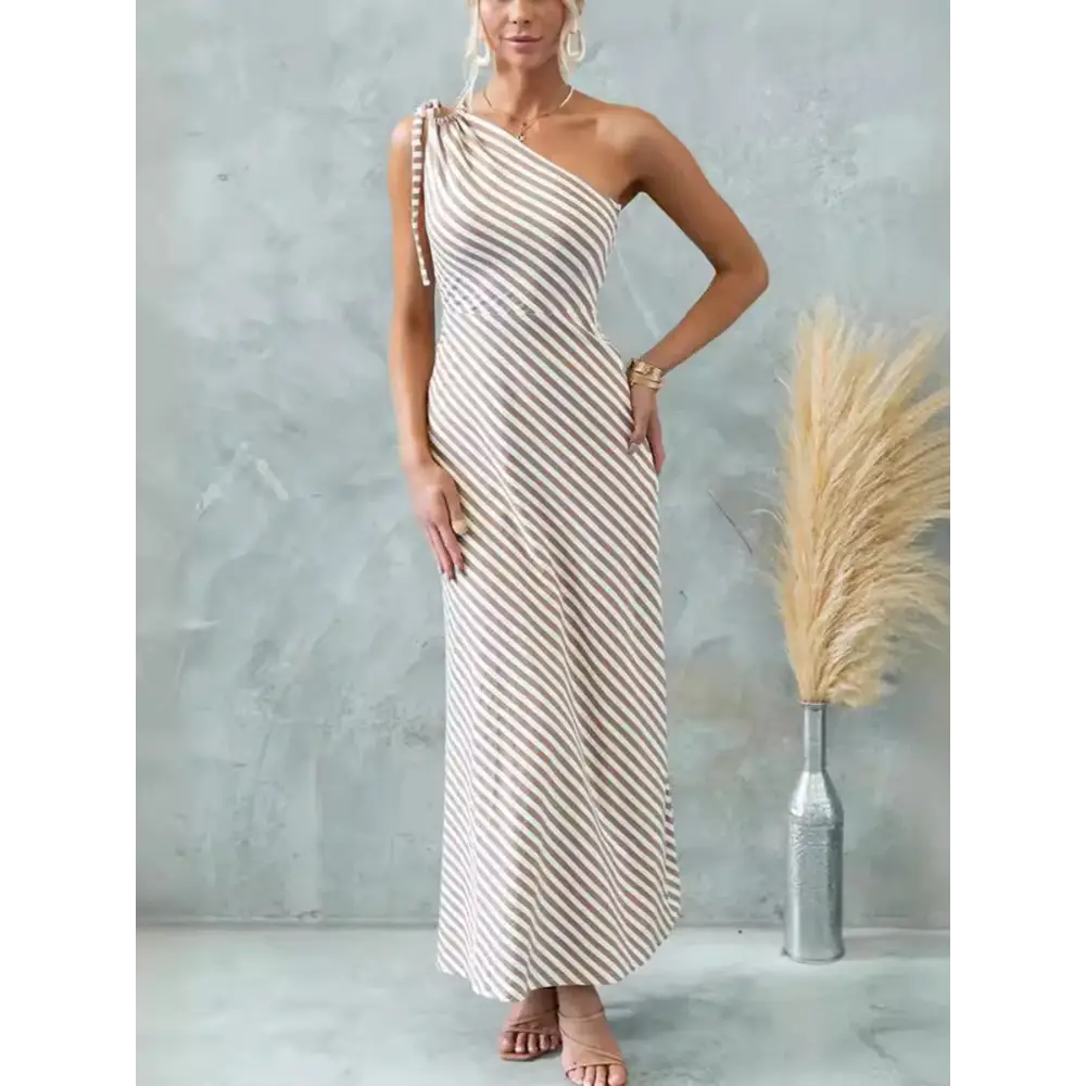 39c48235ef6e482e9b12c1f5b7a760ac-Max-Origin